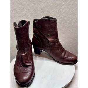 Elites by Walking Cradles Burgundy Leather Snap Ankle Boots 9.5 WW Brazil